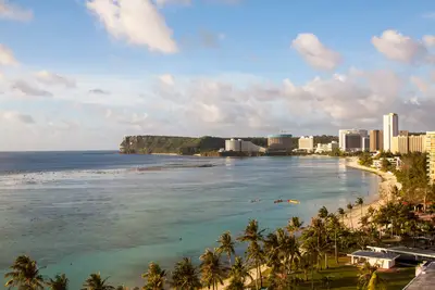 PIB Guam variation : comparaison territoires, analyse des données