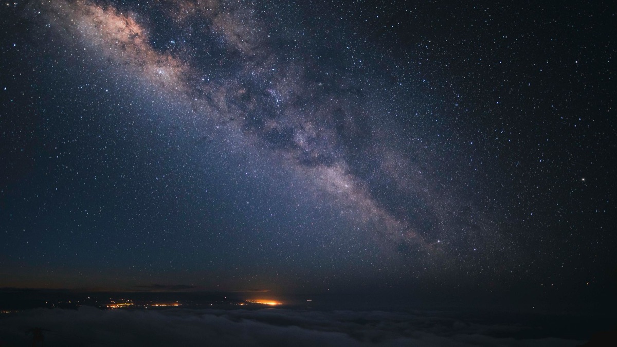hawaii skyline at night